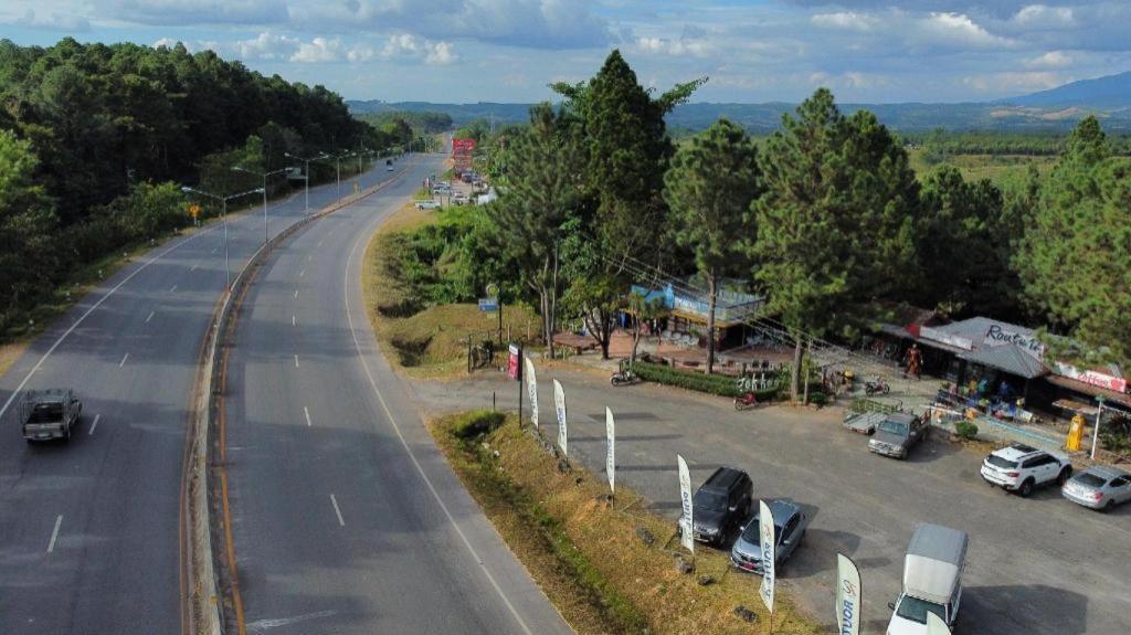 Route12 Hotell Khao Kho Eksteriør bilde
