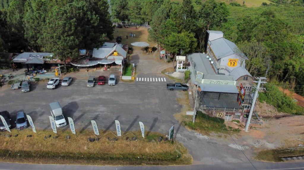 Route12 Hotell Khao Kho Eksteriør bilde