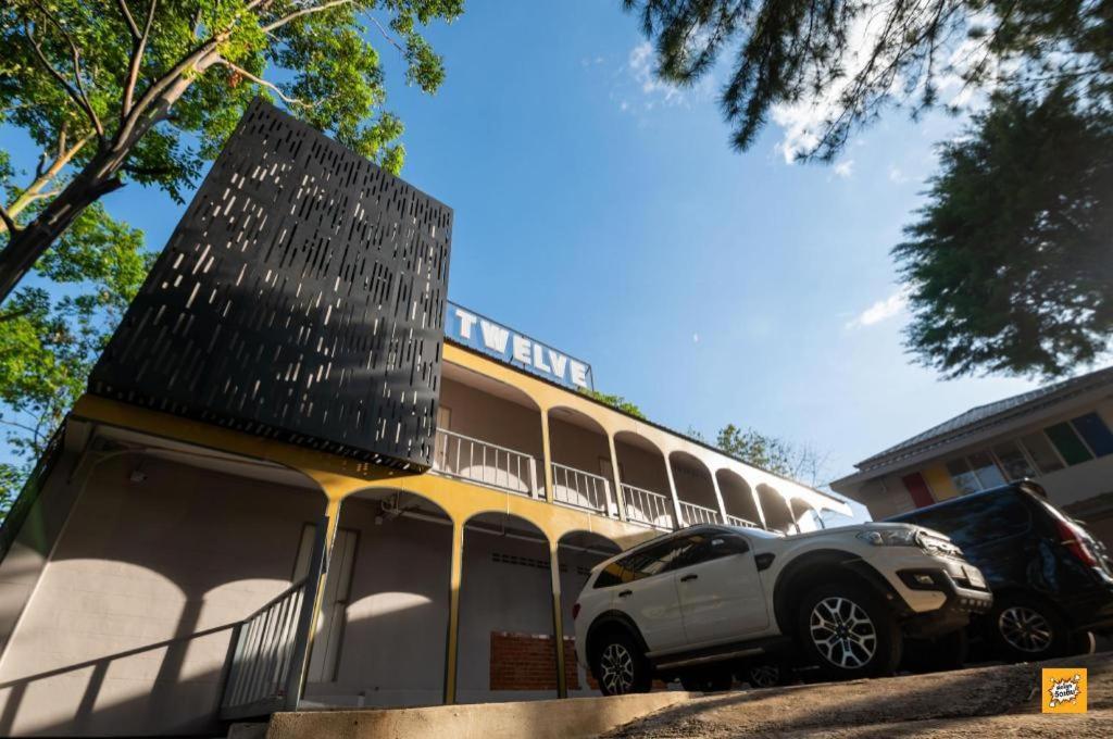 Route12 Hotell Khao Kho Eksteriør bilde
