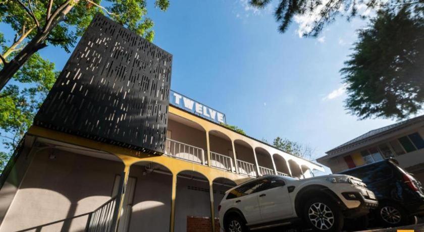 Route12 Hotell Khao Kho Eksteriør bilde